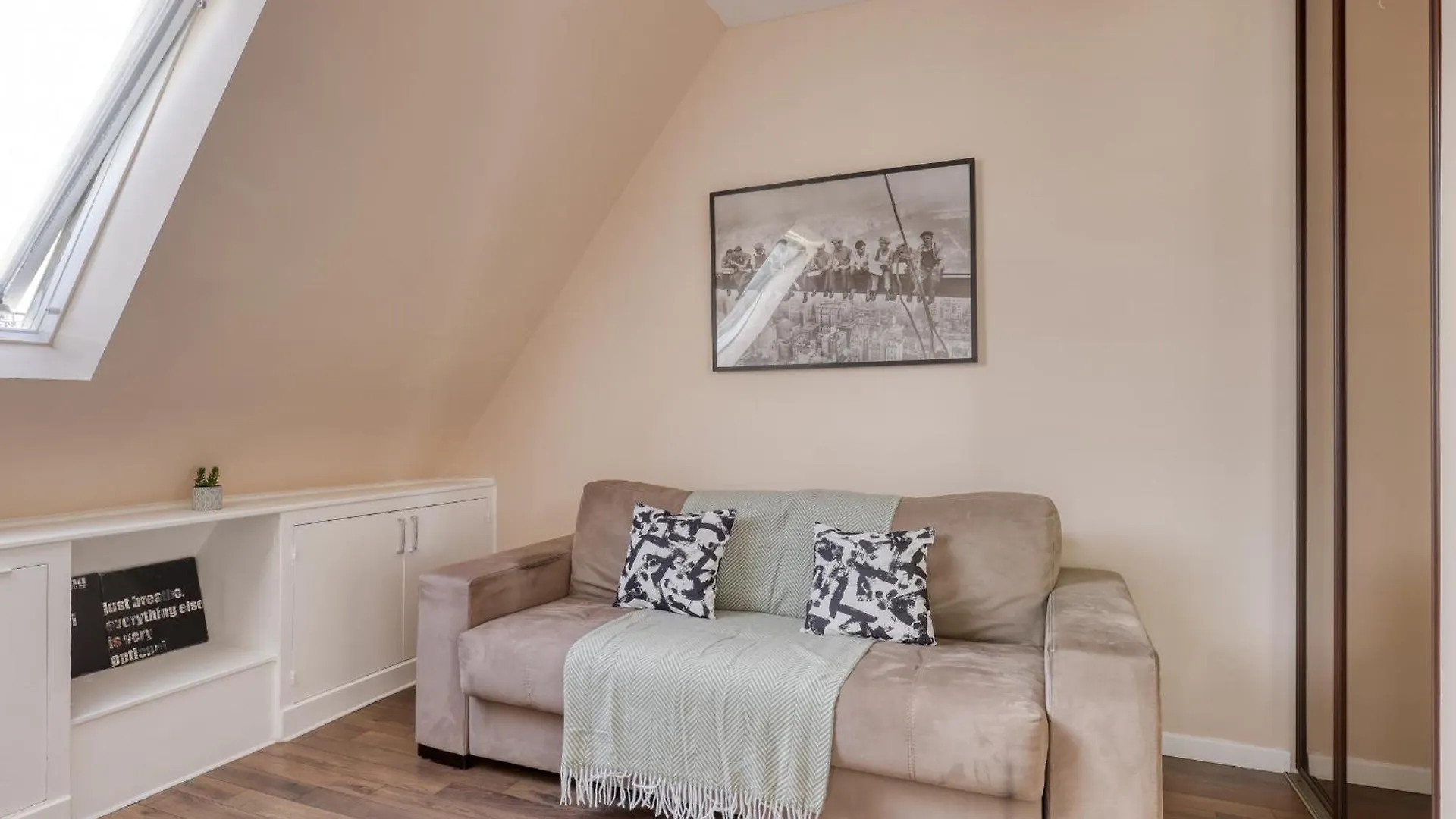 Ideal & Comfy Cocoon At The Luxury Paris 16. Apartment
